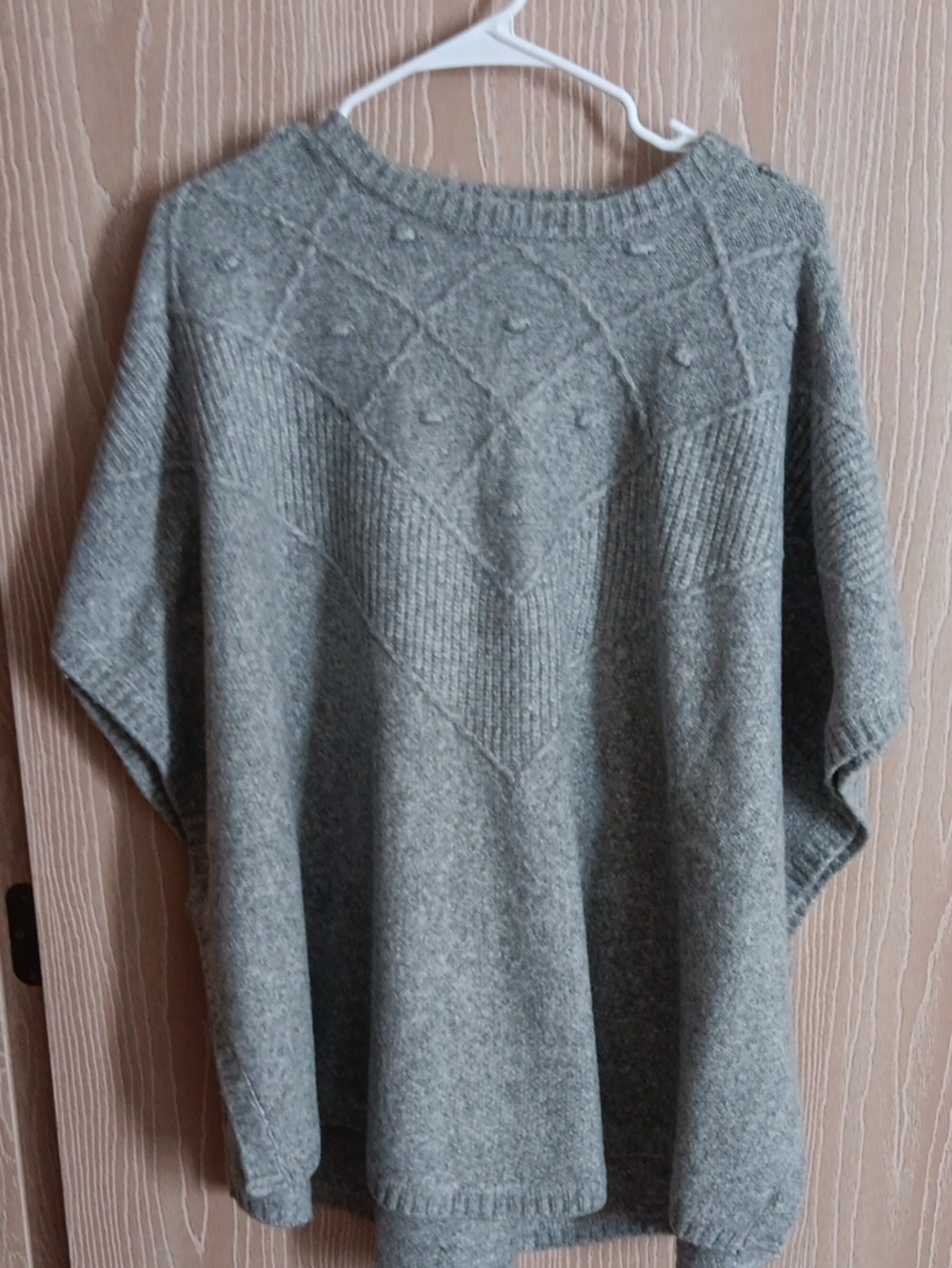 LOFT Gray Knit Poncho with Textured Diamond Detail